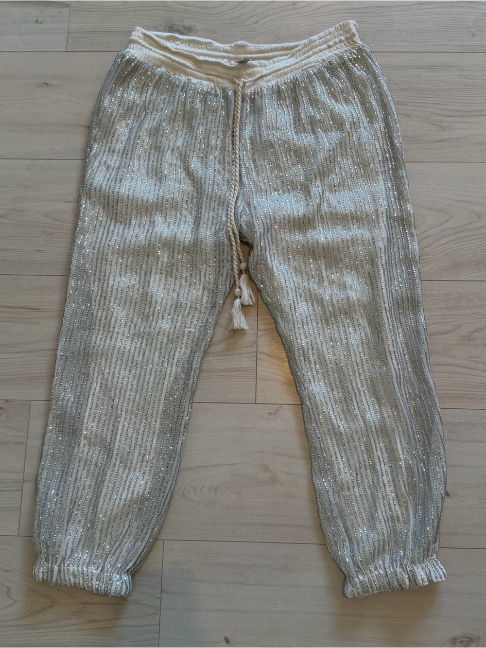 Amuse Society White Pants with Silver Sequins